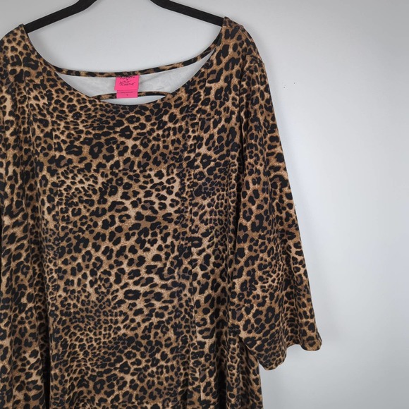 Torrid x Betsey Johnson Leopard Ponte Skater Dress With Back Cutout Size 4X - Picture 3 of 12